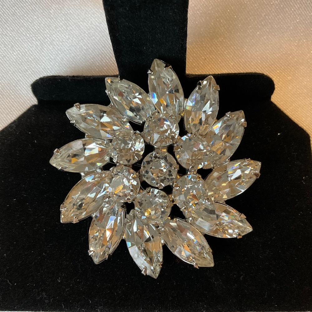 ALBERT WEISS CLEAR RHINESTONE BROOCH